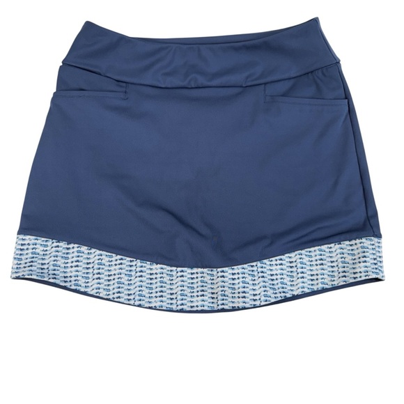 Addidas Mid Rise Golf Skorts. Size S - Picture 2 of 11